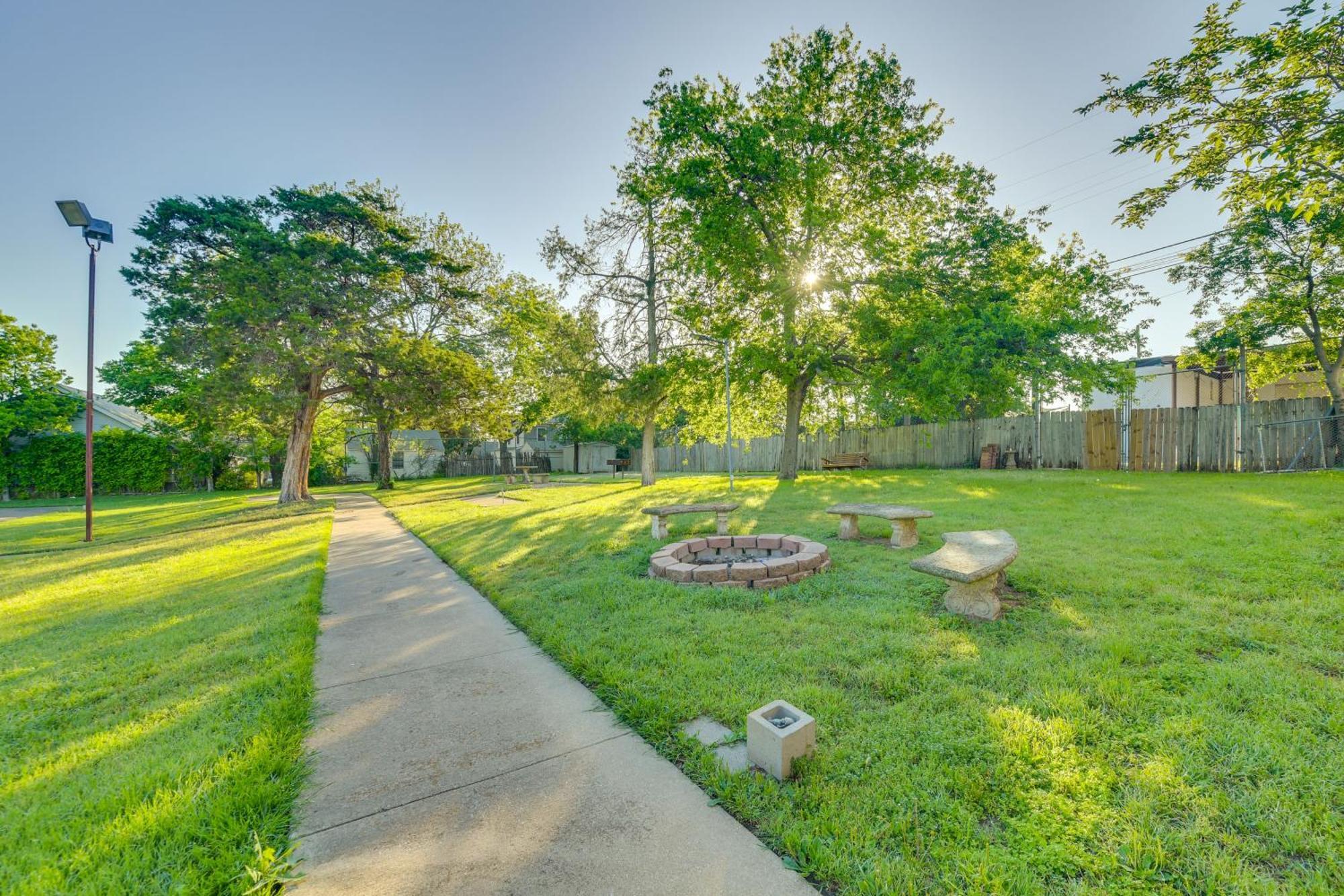 Waco Vacation Rental Near Magnolia Market Exterior photo